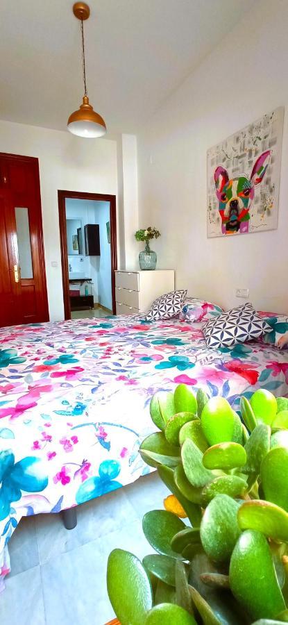 Apartamento Duenas Sevilla Kültér fotó