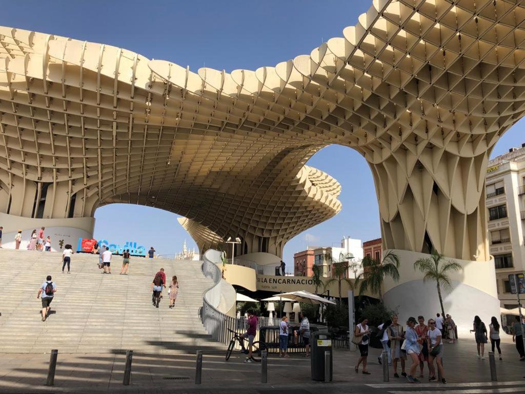 Apartamento Duenas Sevilla Kültér fotó